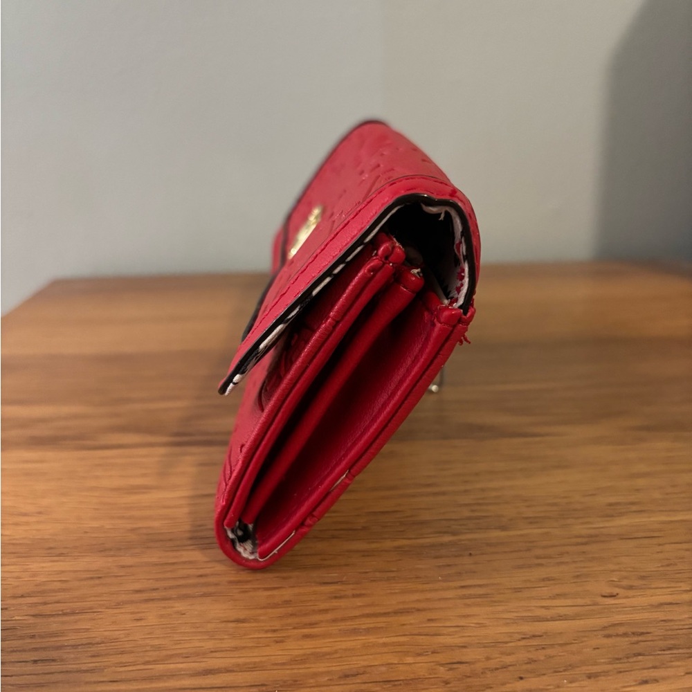 Juicy Couture Deboss Red Faux Leather Embossed Logo Flap Clutch Wallet NWT - Picture 4 of 13